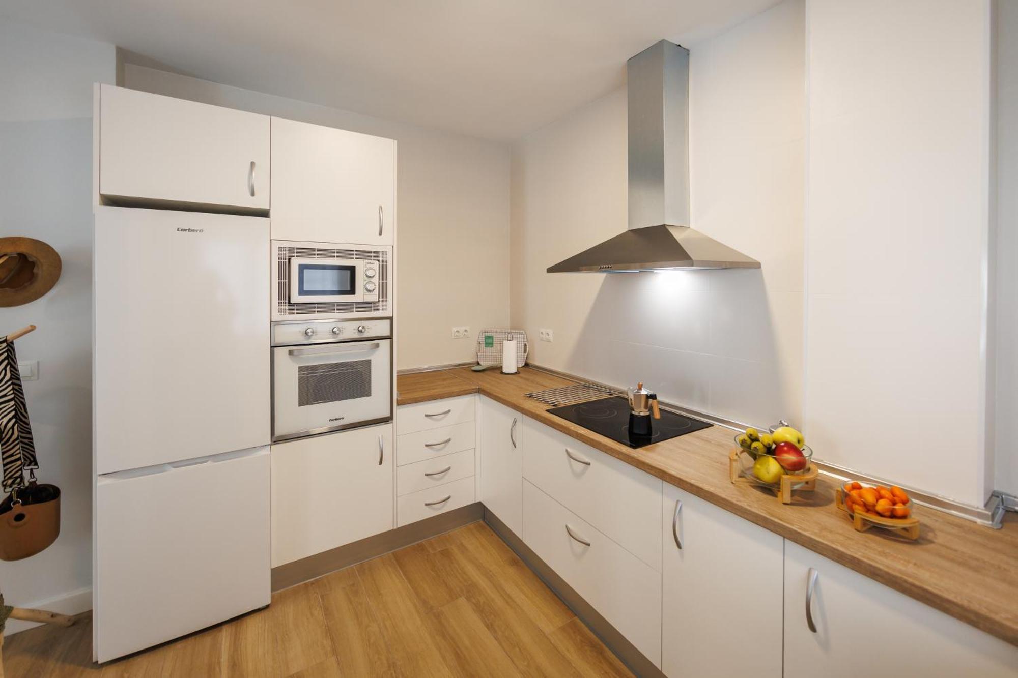 Apartamentos Luxury Suites Syrah Алмендралехо Екстериор снимка