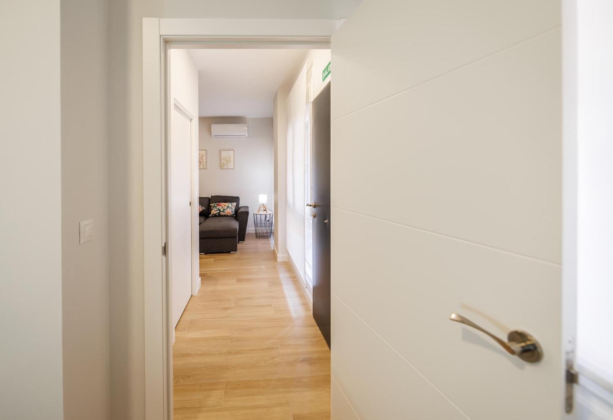 Apartamentos Luxury Suites Syrah Алмендралехо Екстериор снимка