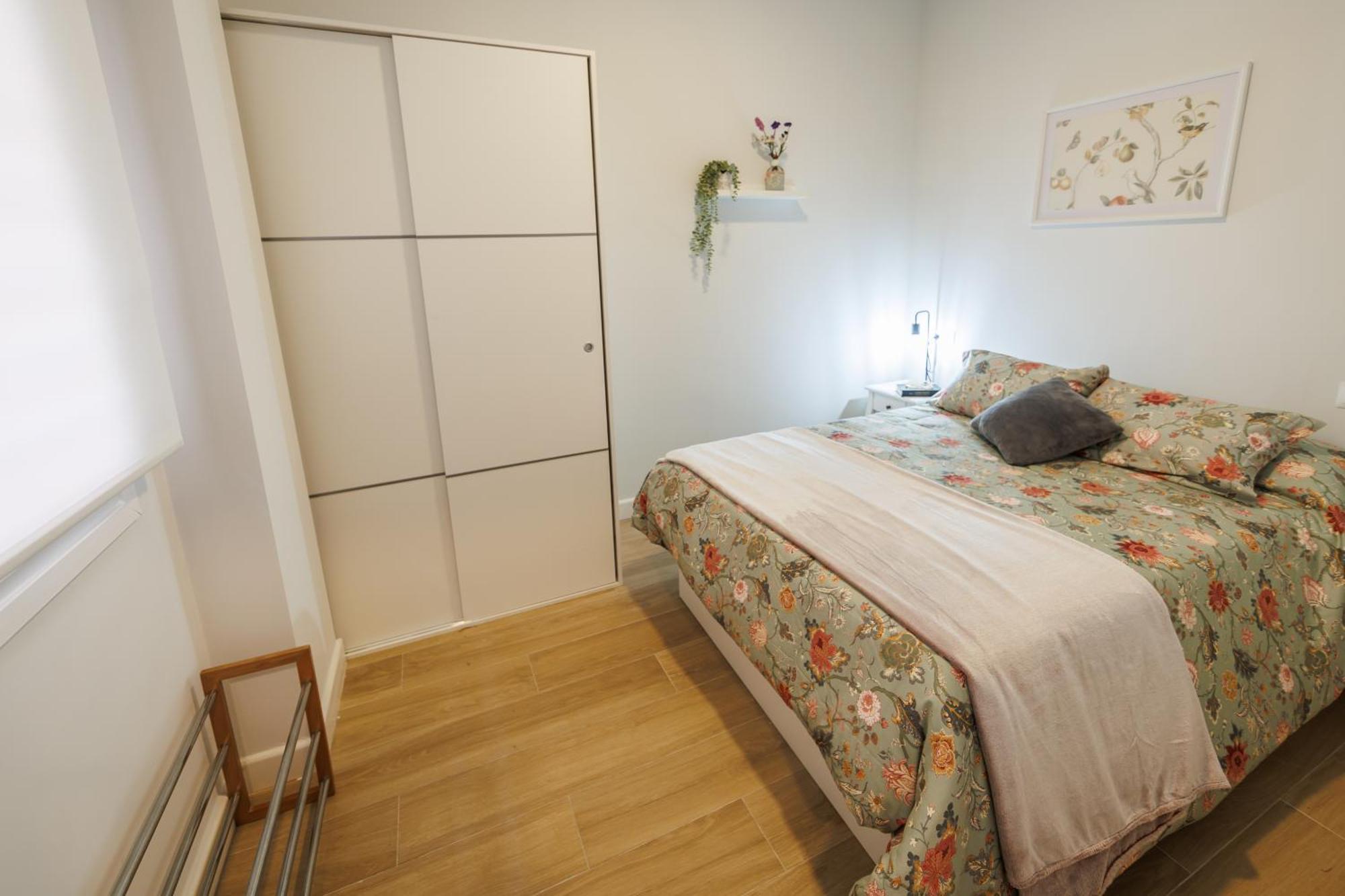 Apartamentos Luxury Suites Syrah Алмендралехо Екстериор снимка